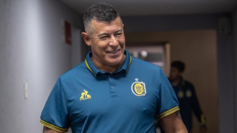 Jorge Almirón se fue satisfecho del Gigante y busca nuevos objetivos (Fotobaires).