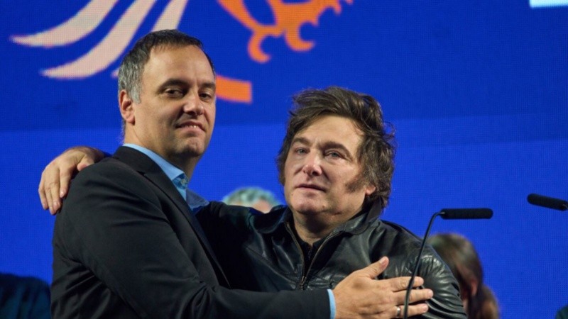 El presidente volvió a respaldar a su jefe de Gabinete.