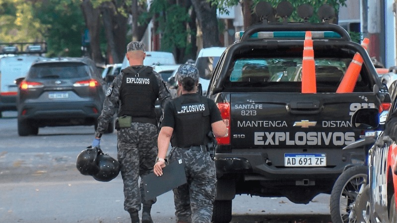 &nbsp;El operativo del miércoles a la tarde en Paraguay al 2000. (imagen El Tres)&nbsp;