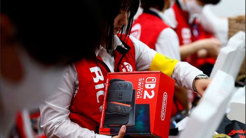 Nintendo aumenta los precios de su consola portátil.