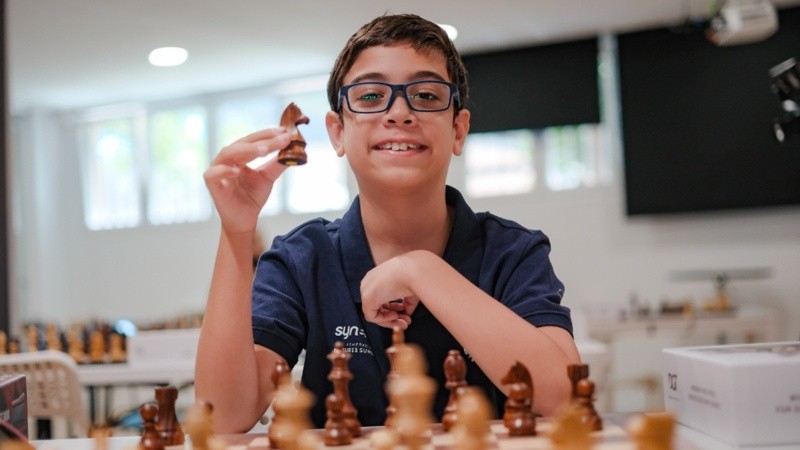 Faustino Oro se convirtió en el segundo Gran Maestro de ajedrez más joven de la historia.