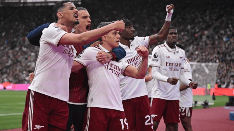 Leandro Trossard convirtió el gol del agónico triunfo del Arsenal.