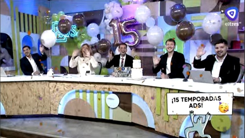 El estudio de El Tres se convirtió en un salón de fiestas.