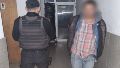 Un hombre fue acusado de amenazar de muerte a su hija y tratar de tirar abajo la puerta de su pieza a mazazos