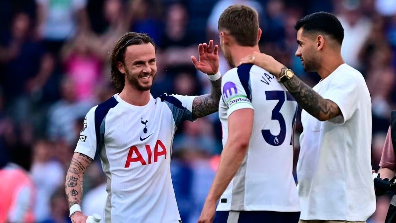 El Tottenham evitó el descenso al Championship.