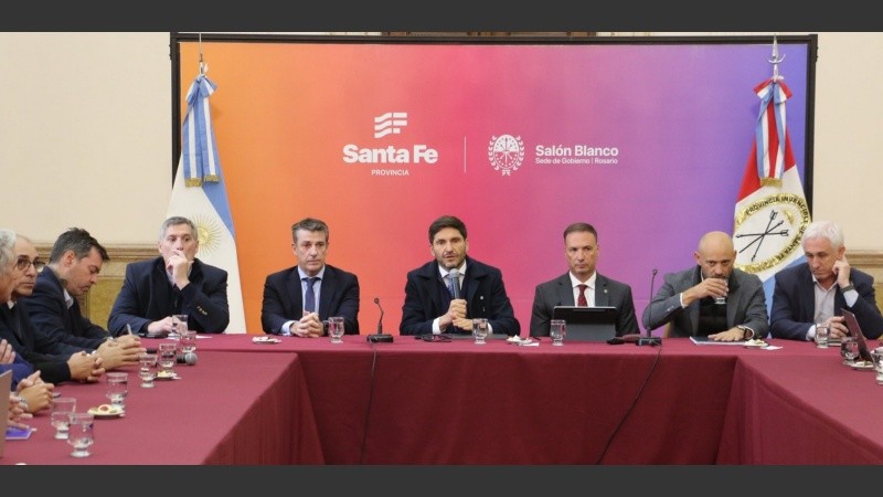 Hay diálogo entre el gobierno provincial y la agroindustria. Pero no viene fácil llegar a un acuerdo por los accesos portuarios