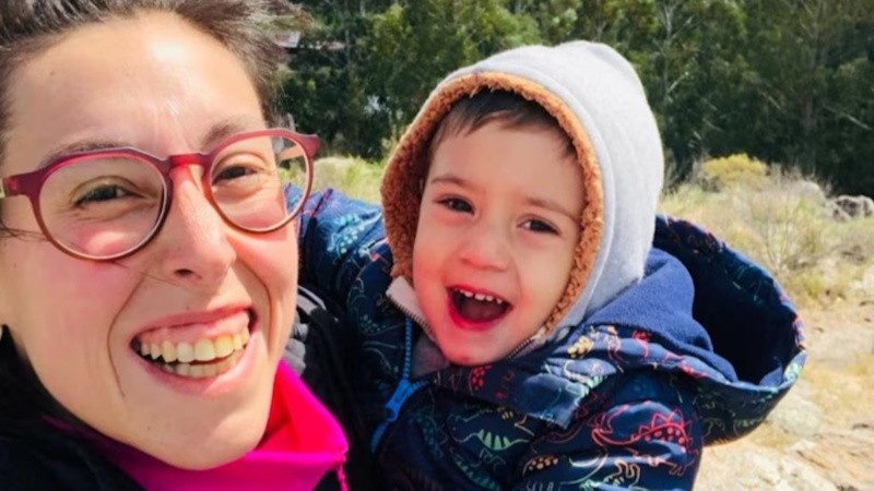 Jimena Aquino acudió a la guardia de una clínica de Ramos Mejía por dolores abdominales y descubrió un embarazo de 38 semanas.