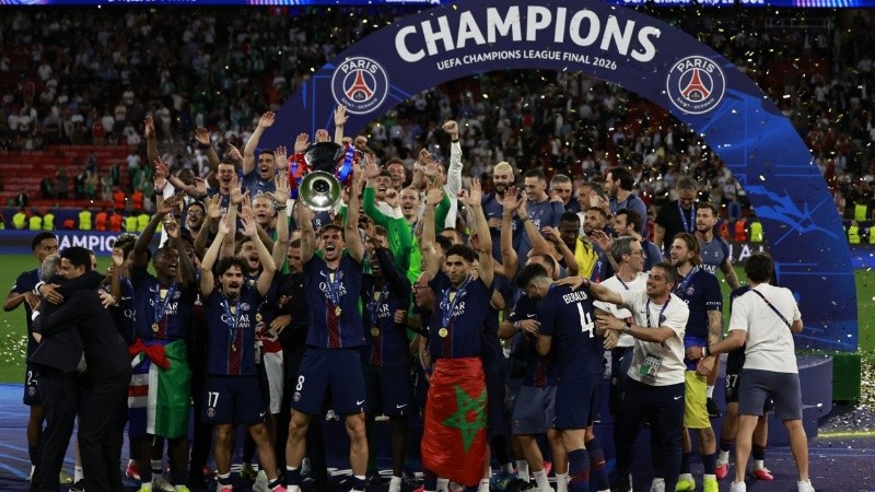 PSG celebra su bicampeonato de la mano de Luis Enrique (EFE).