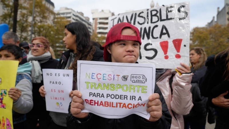 El sector de la discapacidad, en la mira de la motosierra del gobierno nacional.