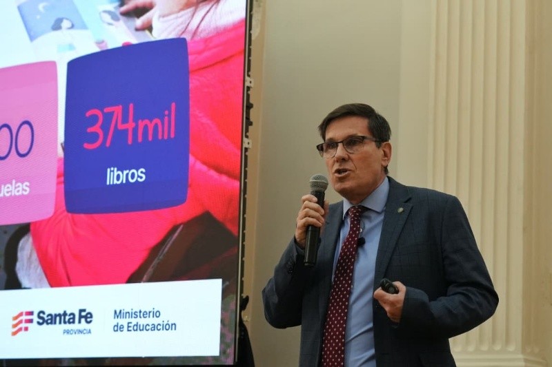 &nbsp;El ministro Goity le dio mucha importancia a la cantidad de días de clase. 