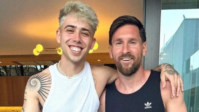 Messi y Luck Ra juntos.