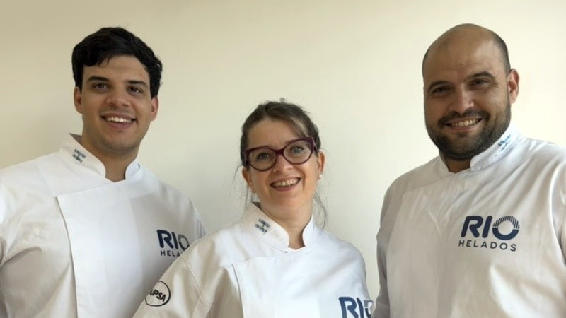 Los maestros heladeros de RIO Helados que participarán del cerámen en Buenos Aires