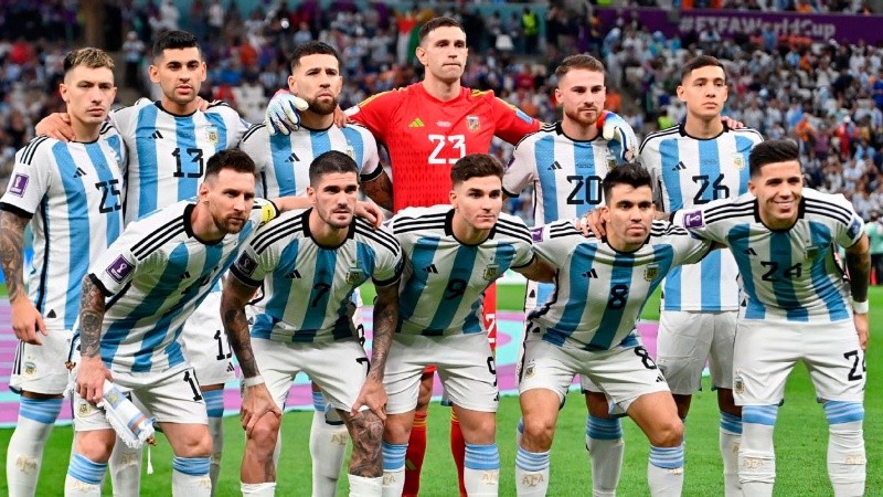 Salvo Lisandro Martínez, los campeones en Qatar mantendrán sus números
