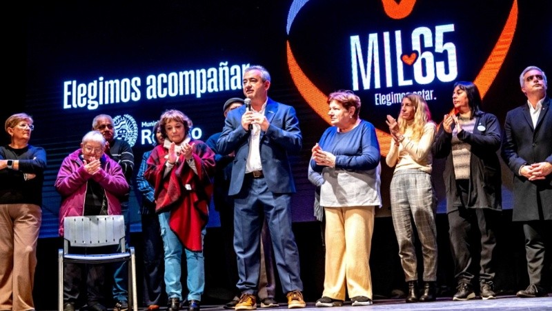 &nbsp;La Municipalidad lanzó este martes en La Comedia un programa que potencia las políticas de cuidado en los primeros mil días de vida y en las personas de más de 65 años.