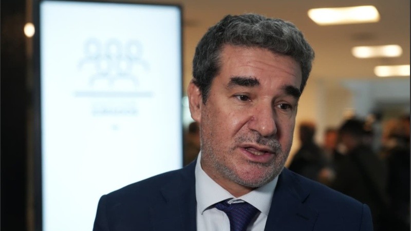 El fiscal regional Matías Merlo brindó detalles sobre el debut del nuevo sistema penal en la ciudad, que inicia hoy con la selección de los 12 ciudadanos encargados de dar el veredicto.