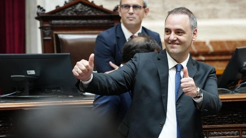 En su próxima declaración jurada Adorni podría incorporar información vinculada a préstamos documentados.