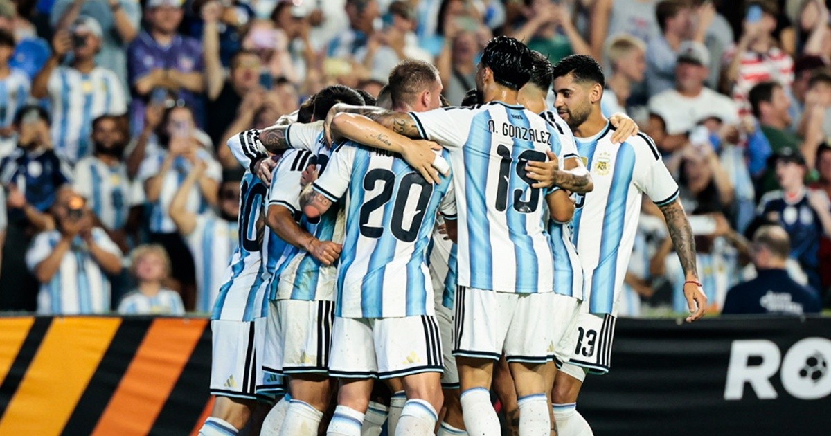 Argentina cierra su preparación mundialista con una contundente goleada 3-0 ante Islandia