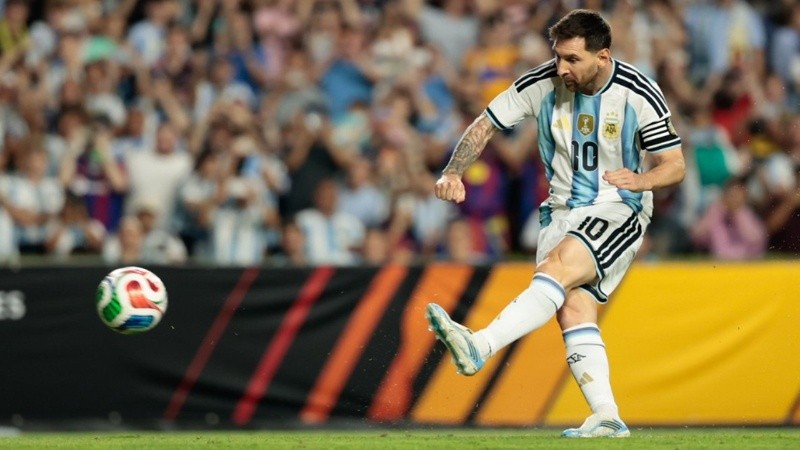 La selección argentina debuta este martes en la Copa del Mundo ante Argelia.