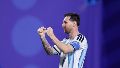 Messi con los puños en alto: Argentina lo disfruta y el mundo lo admira.