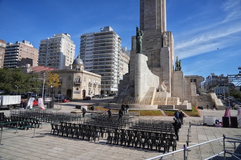 &nbsp;Este miércoles se presentan las obras de refacción del Monumento (Alan Monzón).