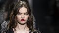 Desde los tonos cereza hasta los bordó profundos, el labial rojo se consolida como una de las tendencias beauty más vistas del invierno.