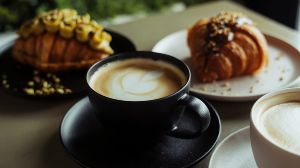 Para quienes disfrutan combinar gastronomía y fútbol, el próximo lunes 22 de junio a las 14 habrá una excusa perfecta para acercarse: seguir el partido de la Selección argentina vs. Austria.