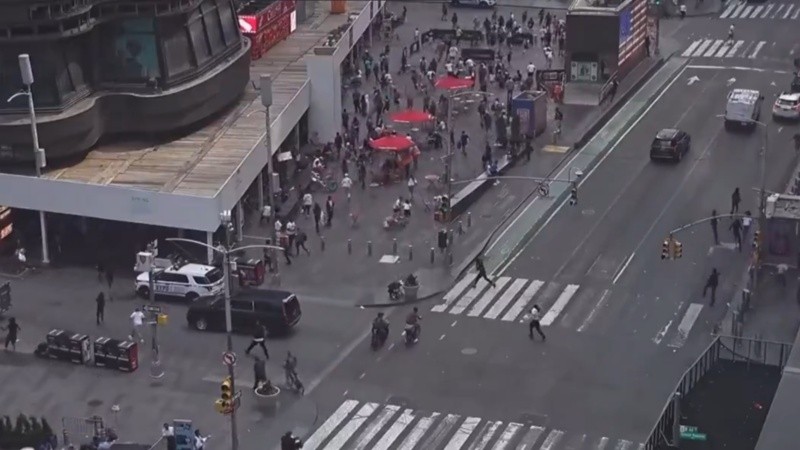 El momento del tiroteo en Times Square.