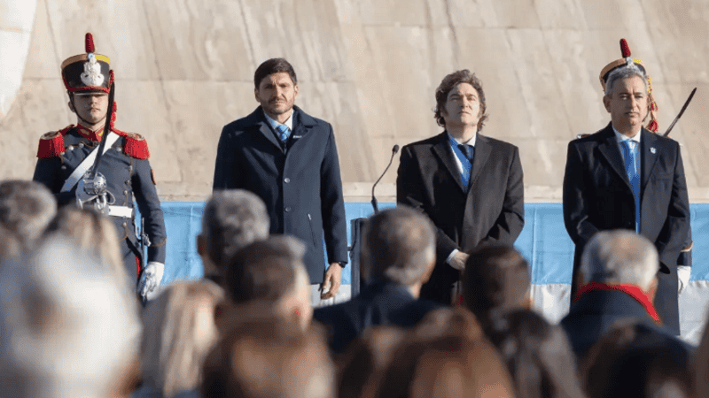 Milei vuelve a Rosario para un acto del Día de la Bandera.