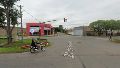 La intersección de San Martín y 21 de Septiembre en Granadero Baigorria, donde fue auxiliada la mujer de 84 años.