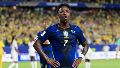 Vinicius marcó otra vez y Brasil festejó su primera victoria en el Mundial (EFE)