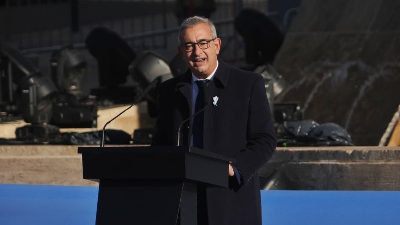 El intendente Javkin en su discurso del Día de la Bandera (Alan Monzón/Rosario3)