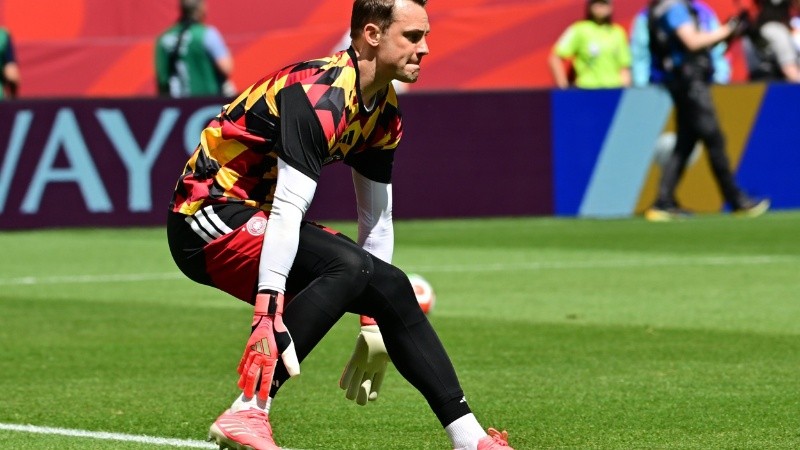 TORONTO (United States), 20/06/2026.- Goalkeeper Manuel Neuer of Germany warms up ahead of the FIFA World Cup 2026 group stage match Germany against Ivory Coast, in Toronto, Canada, 20 June 2026. (Costa de Marfil, Alemania) EFE/EPA/EDUARDO LIMA