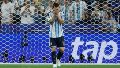 Lionel Messi erró el penal a los tres minutos de juego ante Austria.