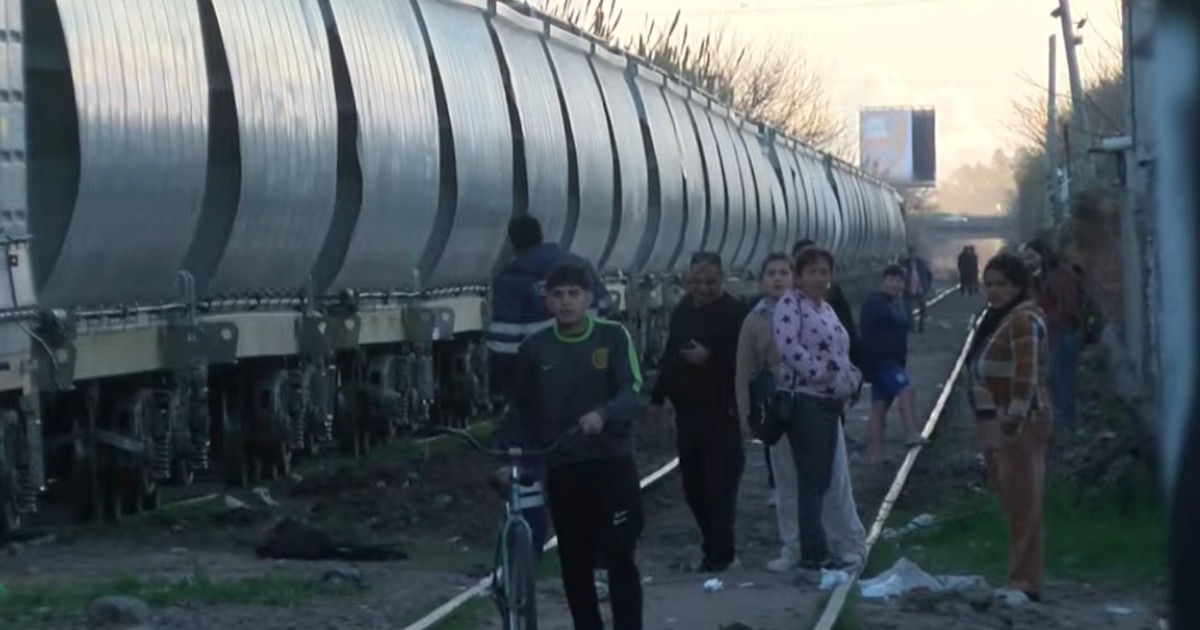 Operativo policial y ferroviario tras un hombre arrollado por un tren en Avellaneda y Cisneros