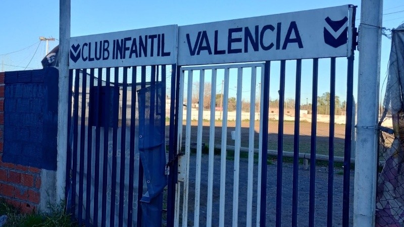 El club está en Solis y Seguí.