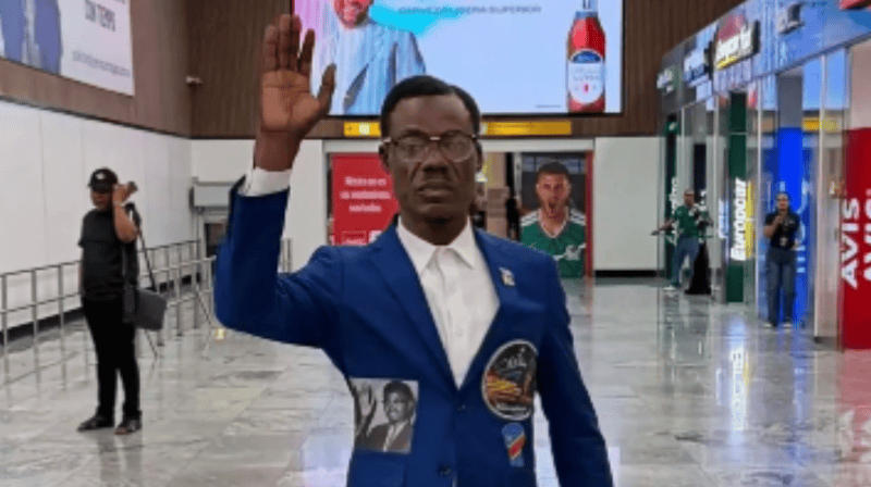 La historia detrás del gesto de Lumumba Vea.