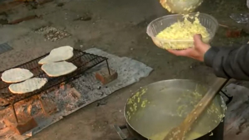 Guiso y torta asada para la noche de frío.