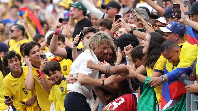 Beccacece en familia, contra todos (EFE).