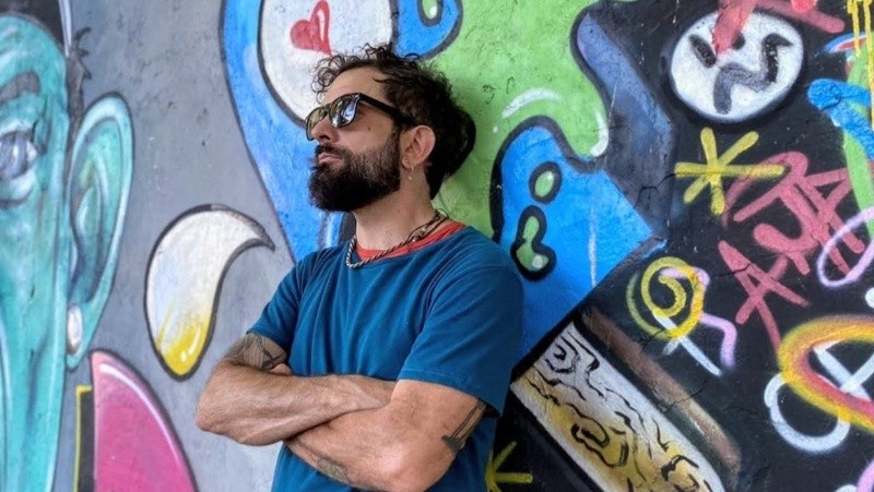 &nbsp;Pablo Pino será uno de los artistas que participará este sábado del Frazadazo Solidario en Galpón 11, una jornada con música en vivo y actividades solidarias (Foto: prensa)
