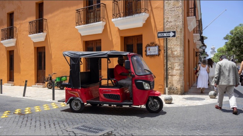 Uno de los típicos mototaxis de Santo Domingo.