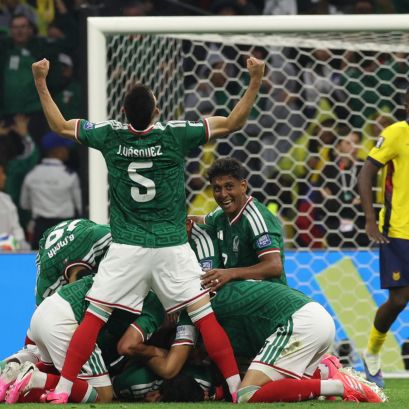 México derrotó a Ecuador y celebró su pase a octavos del Mundial (EFE)