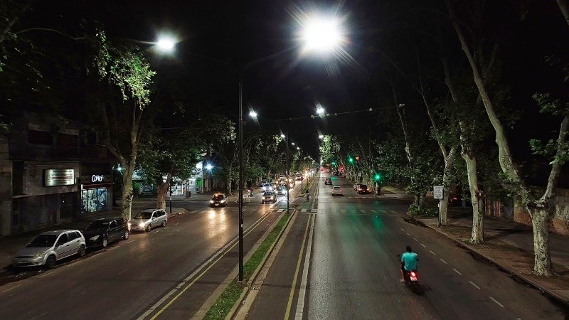 Se prevé que al finalizar el año 2027, la red de luces led alcance el 100% de la ciudad.