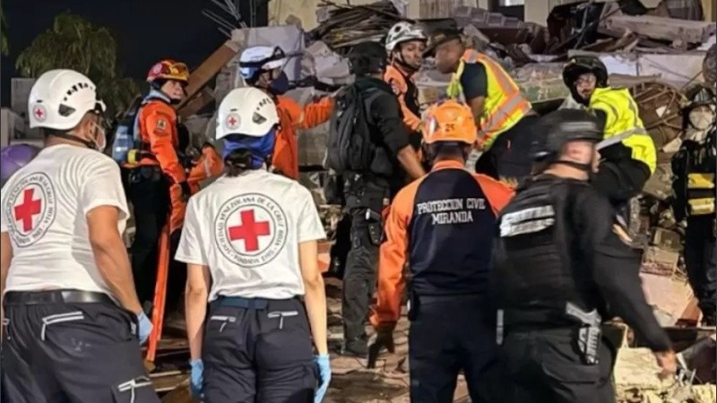 Cruz Roja Argentina puso en marcha una campaña de donaciones para colaborar con la asistencia humanitaria en las zonas afectadas por los terremotos registrados en Venezuela.