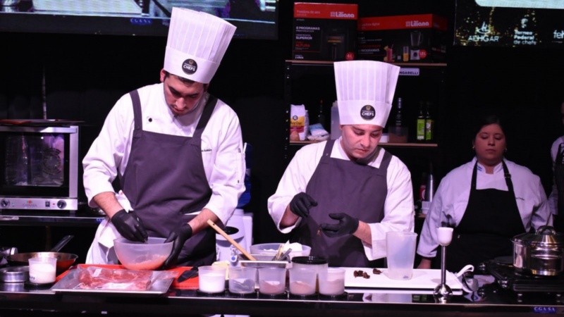 Este año participan Terraza Davis, Dique Uno, Anfibar, Marvel Food, Taberna San Juan, Pullman Casino Rosario, Casagrande y Rock & Feller's.
