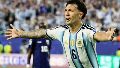 Lisandro Martínez, de 28 años, fue una de las figuras de Argentina ante Cabo Verde: gol, asistencia y una fiera para marcar.