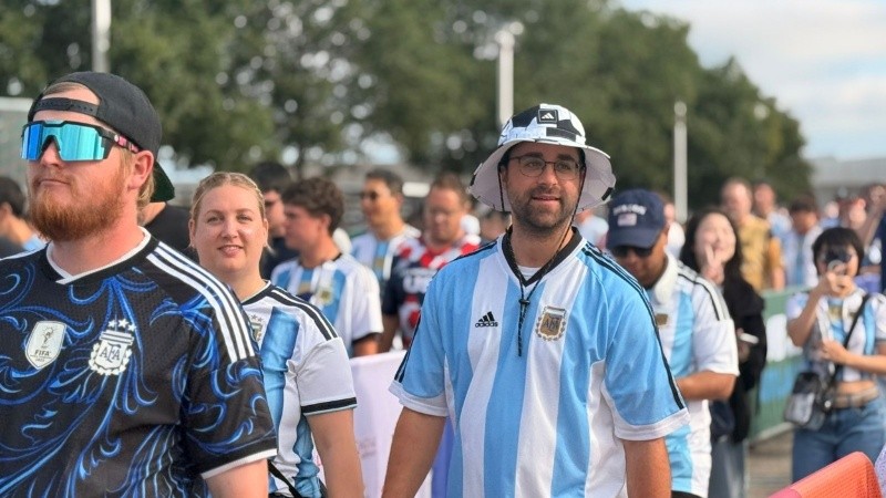 Las puertas del estadio se abrieron cerca de las 10 de la mañana.