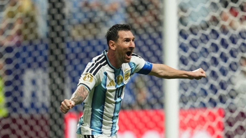 Con goles de Cuti Romero, Messi y Enzo Fernández, la selección derrotó a Egipto.