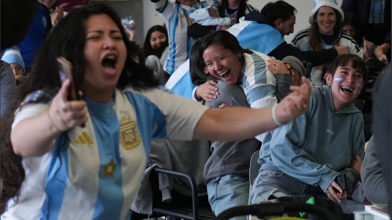 La euforia que desató el partido de la Selección con Egipto.