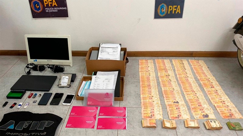 Una postal del secuestro tras los allanamientos realizados en mayo de 2024.