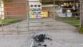 Lo que quedó tras el ataque incendiario a la escuela.